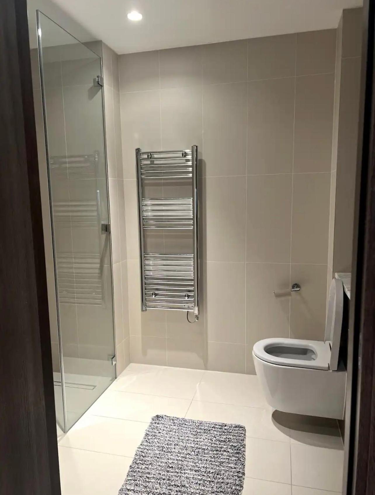 Luxury Flat In Paddington Apartment